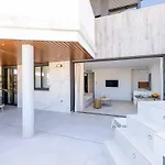 Vivendos - Tr12 - Private Pool Apartment *